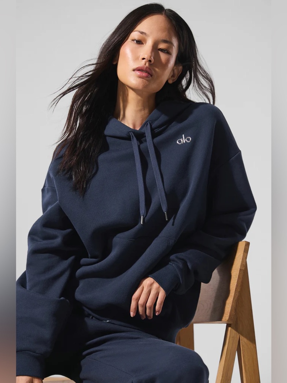 Alo Yoga Navy Blue Accolade Fleece Hoodie size S AUTHENTIC